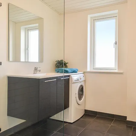 4 Bedroom Amazing In Ringkobing Prázdninový dům Søndervig